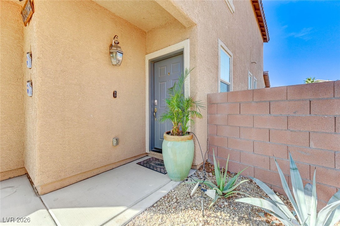 6276 Point Isabel Way Las Vegas, NV 89122 - Photo 2 of 38