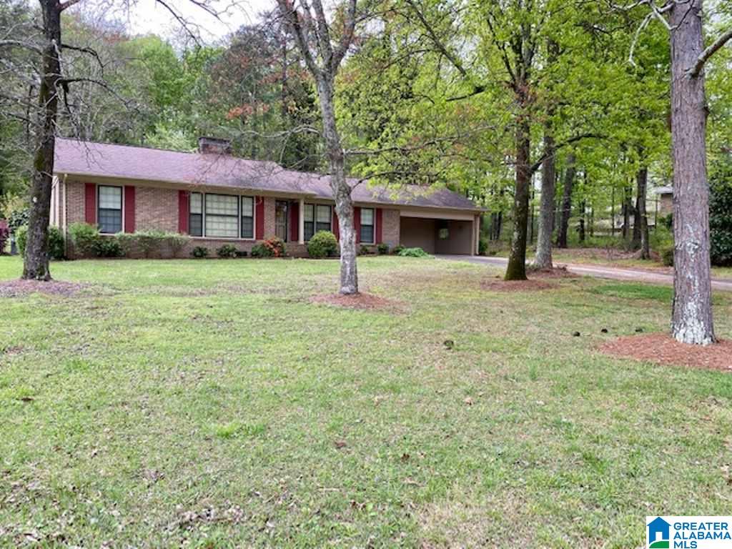 207 Brian Street Talladega, AL 35160 - Photo 2 of 35