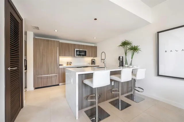 $12,500 | 401 North Birch Road, Unit TH7, Fort Lauderdale, FL 33304