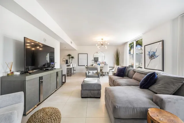 $12,500 | 401 North Birch Road, Unit TH7, Fort Lauderdale, FL 33304