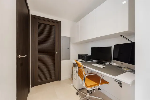 $12,500 | 401 North Birch Road, Unit TH7, Fort Lauderdale, FL 33304