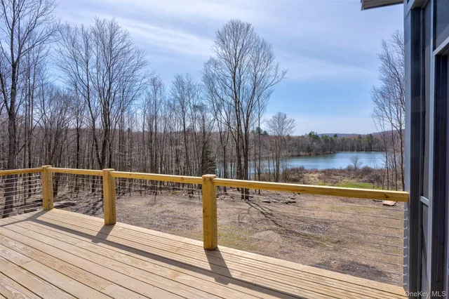 $3,500 | 90 Meadow Lane, Fremont Center, NY 12736