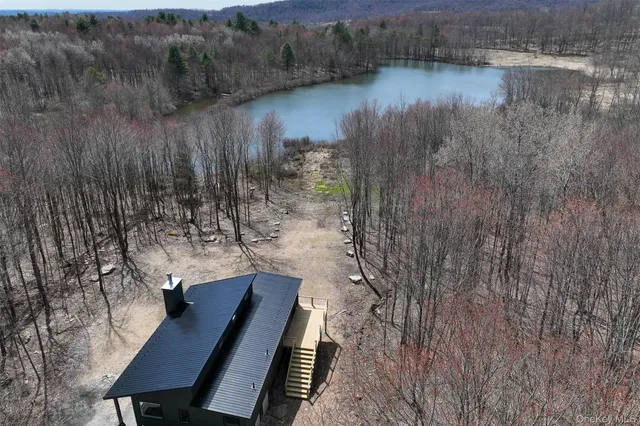 $3,500 | 90 Meadow Lane, Fremont Center, NY 12736