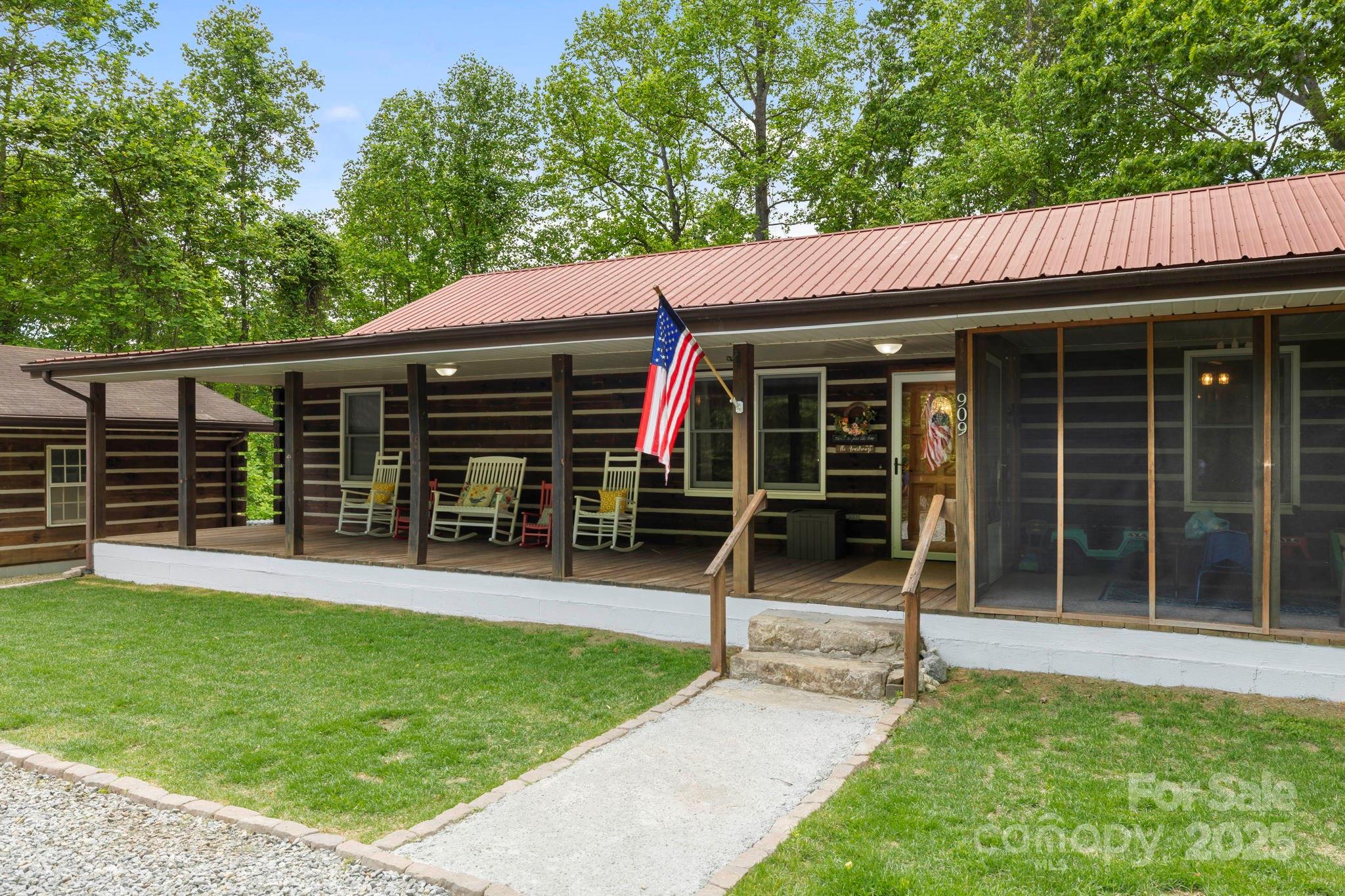 909 Pearson Falls Road Saluda, NC 28773 - Photo 2 of 41 Gallery Image 2