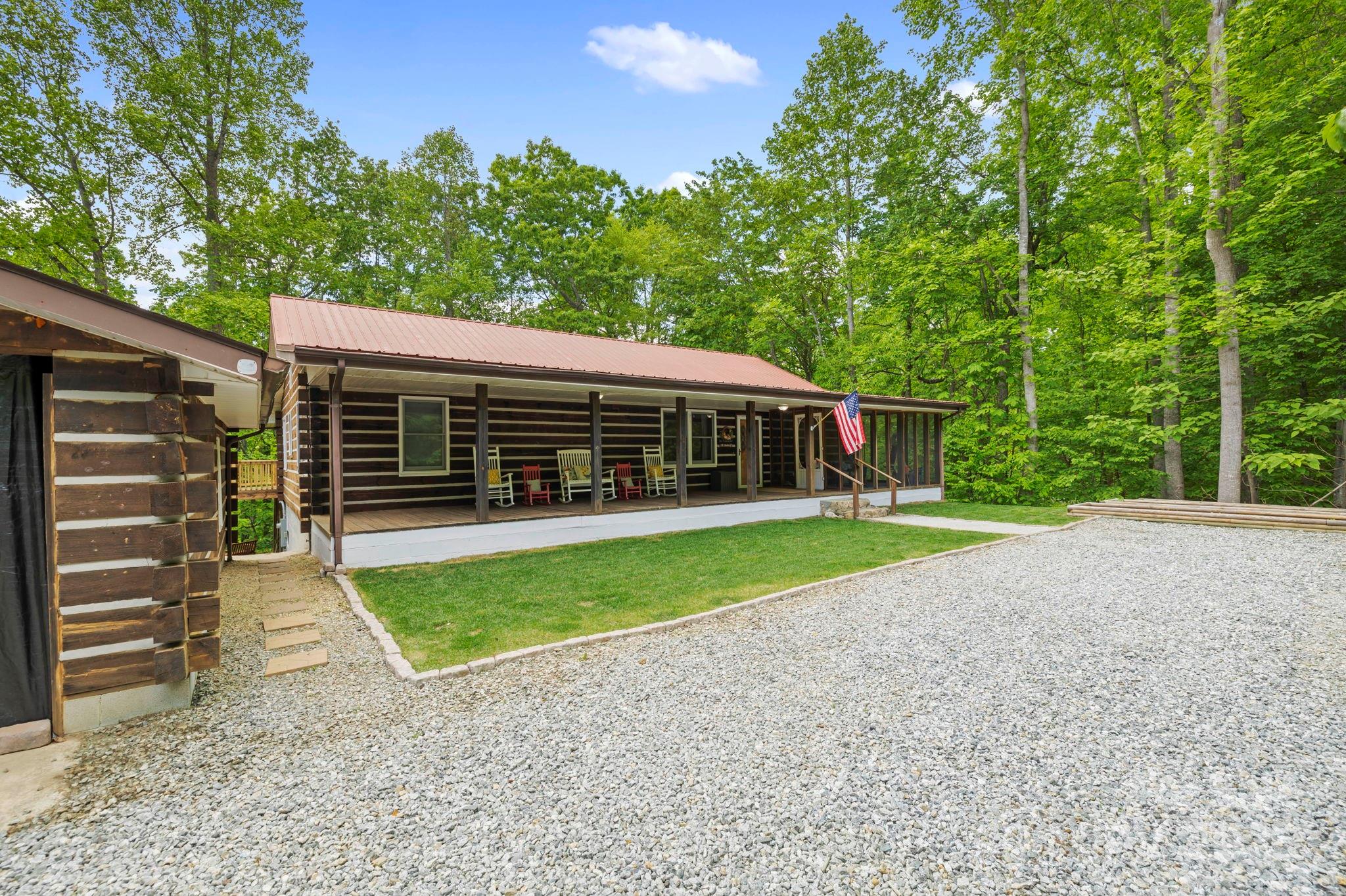 909 Pearson Falls Road Saluda, NC 28773 - Photo 3 of 41 Gallery Image 3