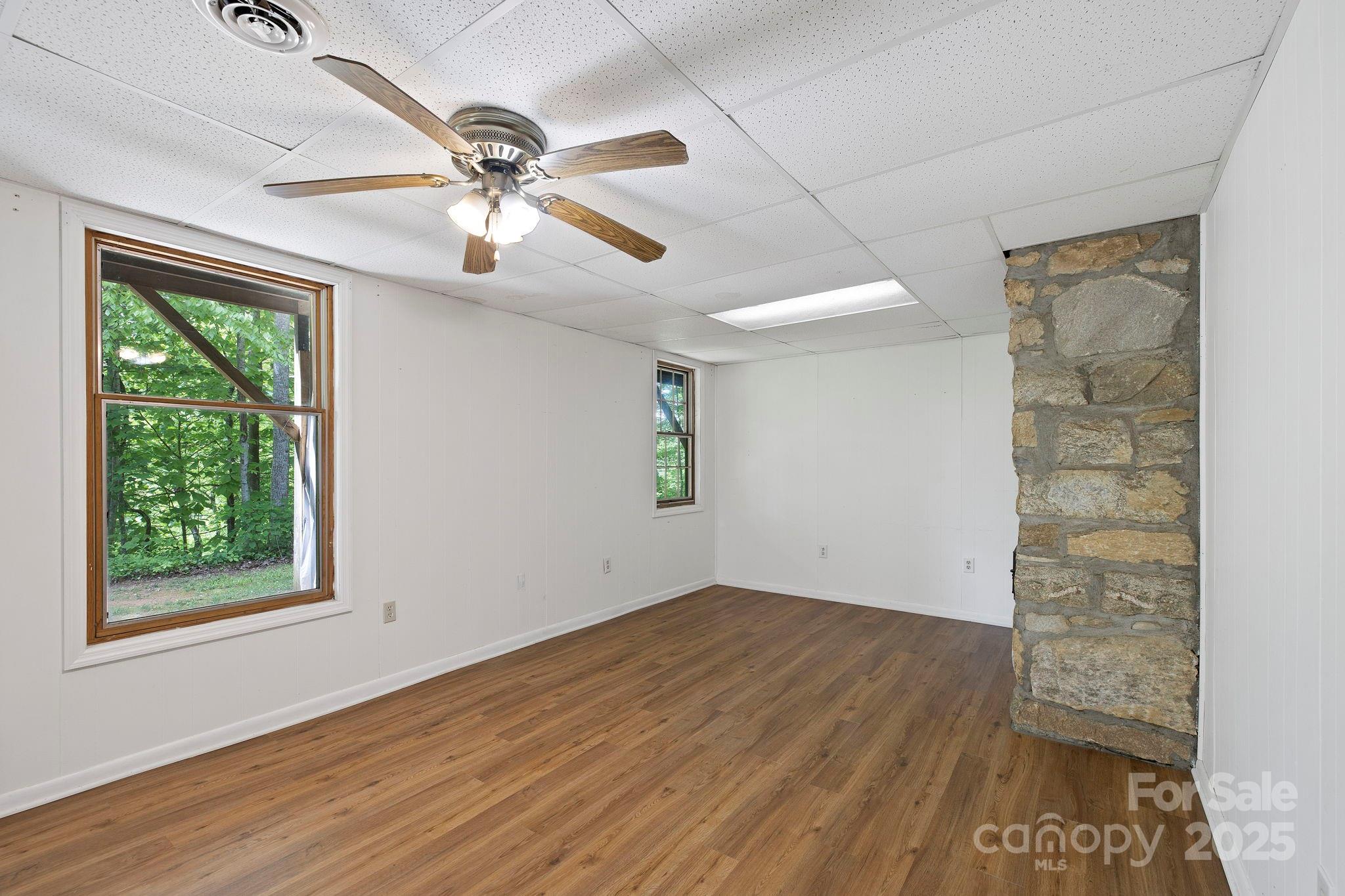 909 Pearson Falls Road Saluda, NC 28773 - Photo 33 of 41 Gallery Image 33