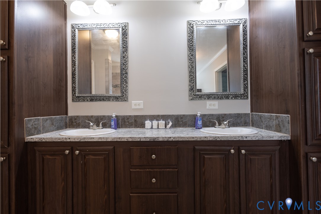 28120 Oak Grove Road Petersburg, VA 23805 - Photo 28 of 53