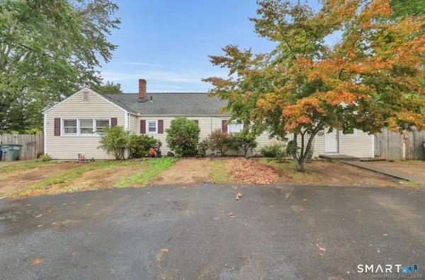 $1,700 | 199 Dupont Place, Bridgeport, CT 06610