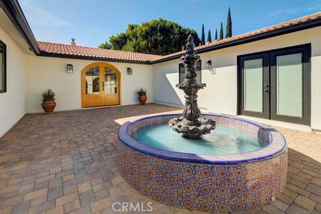 14085 Proctor Valley Road Jamul, CA 91935 - Photo 5 of 70 a view of a house with a bath tub and mirror