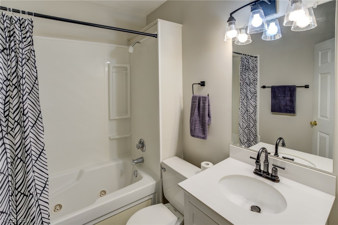 12920 Littleton Road Garfield Heights, OH 44125 - Photo 14 of 24