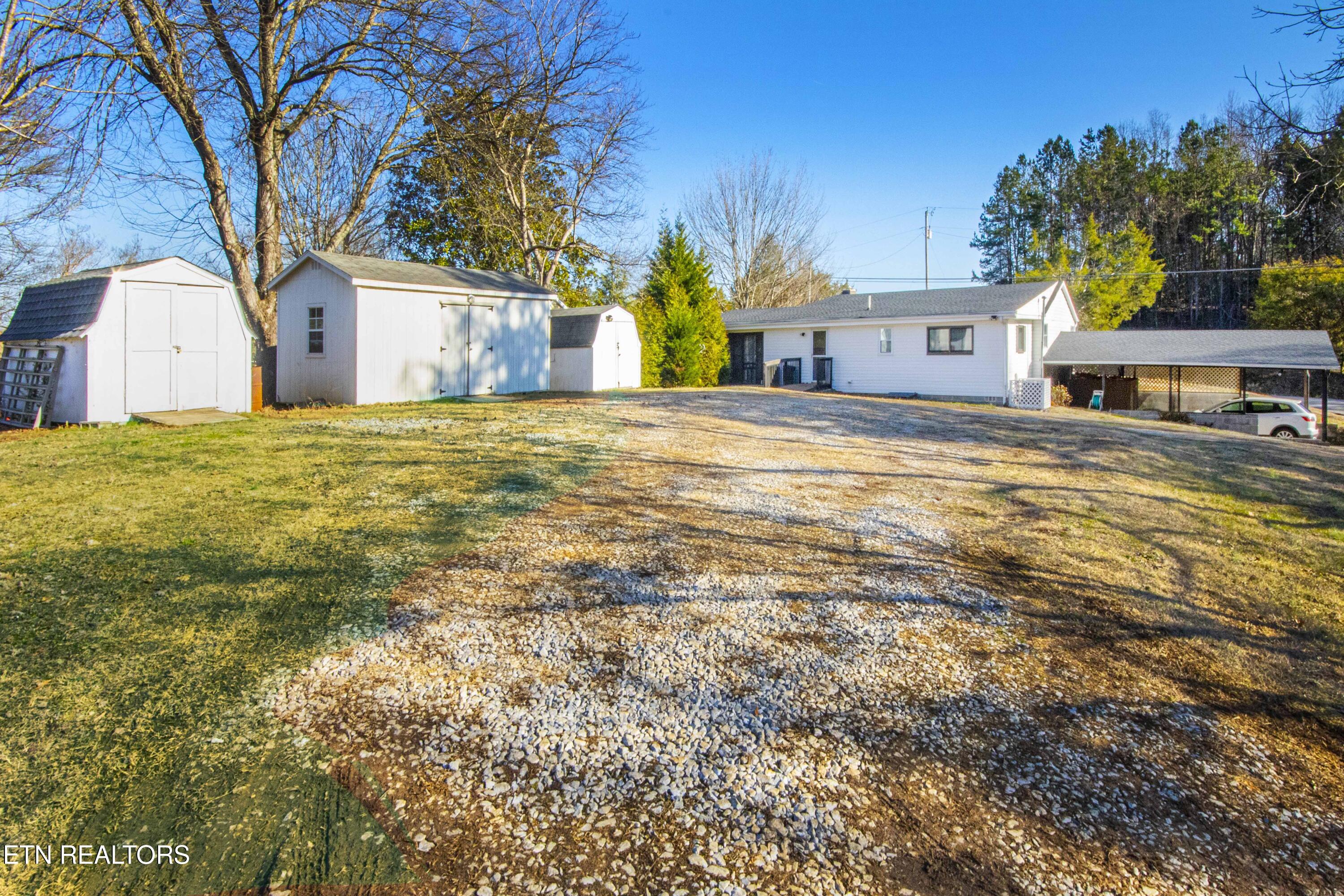 118 Bennett Road Oliver Springs, TN 37840 - Photo 42 of 48 V19A9519
