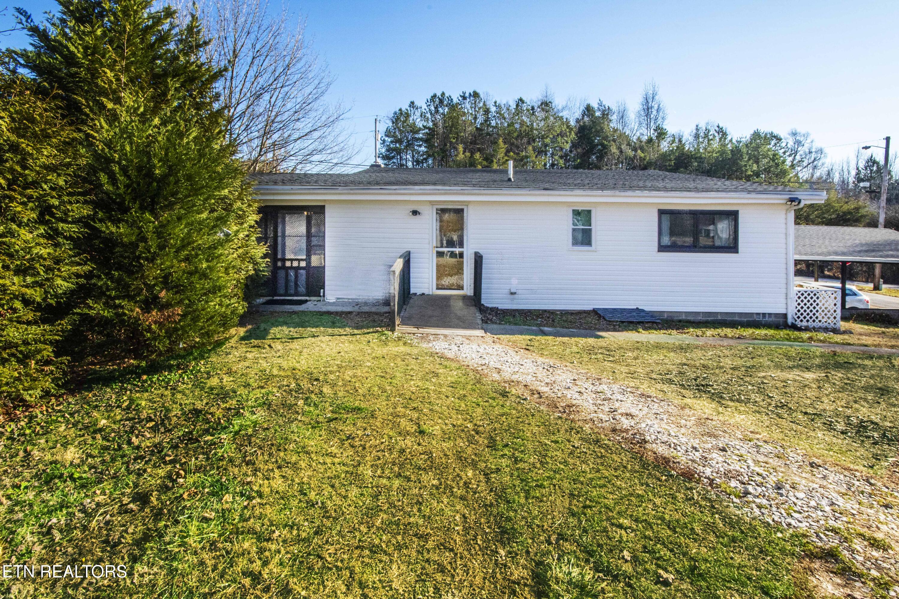 118 Bennett Road Oliver Springs, TN 37840 - Photo 45 of 48 V19A9524