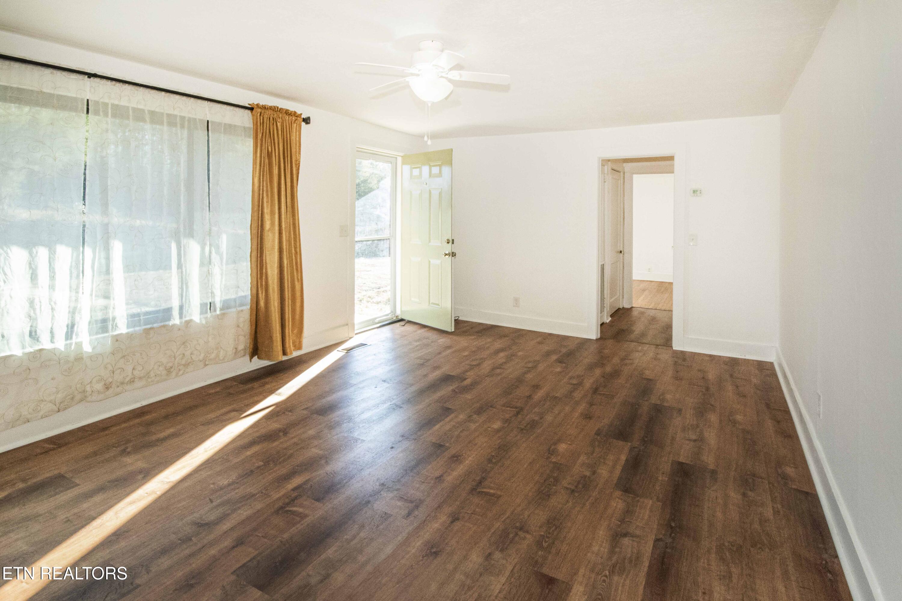 118 Bennett Road Oliver Springs, TN 37840 - Photo 8 of 48 V19A9533