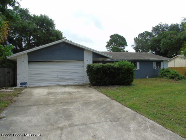 267 Riley Avenue Northeast Palm Bay, FL 32907 - Photo 1 of 12 DSC05124