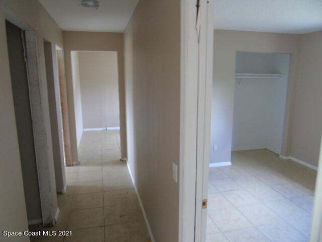 267 Riley Avenue Northeast Palm Bay, FL 32907 - Photo 9 of 12 DSC05128