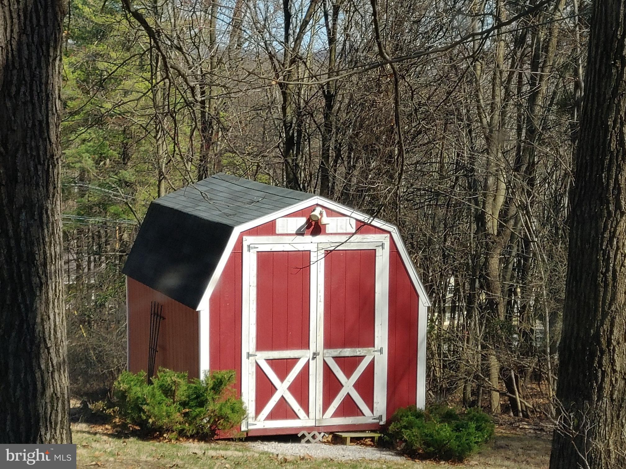 1223 Glatco Lodge Road Hanover, PA 17331 - Photo 34 of 42 Gallery Image 34
