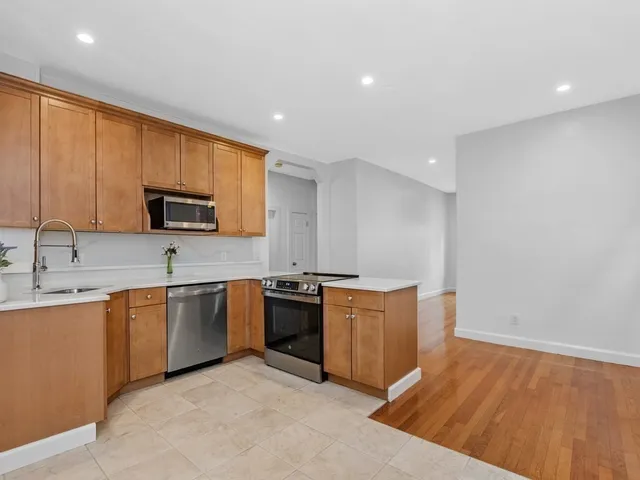 $529,000 | 3 Englewood Avenue, Unit 9, Brookline, MA 02445