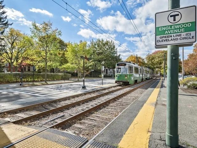 $529,000 | 3 Englewood Avenue, Unit 9, Brookline, MA 02445