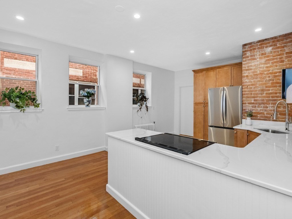 3 Englewood Avenue, Unit 9 Brookline, MA 02445 - Photo 5 of 25