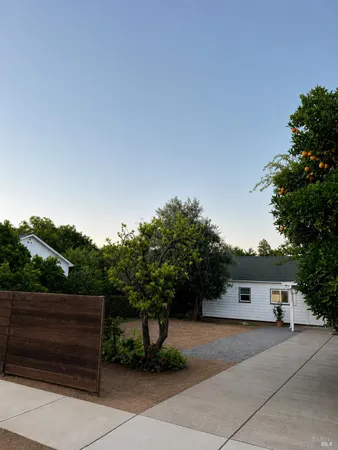 $499,000 | 442 North Jefferson Street, Cloverdale, CA 95425