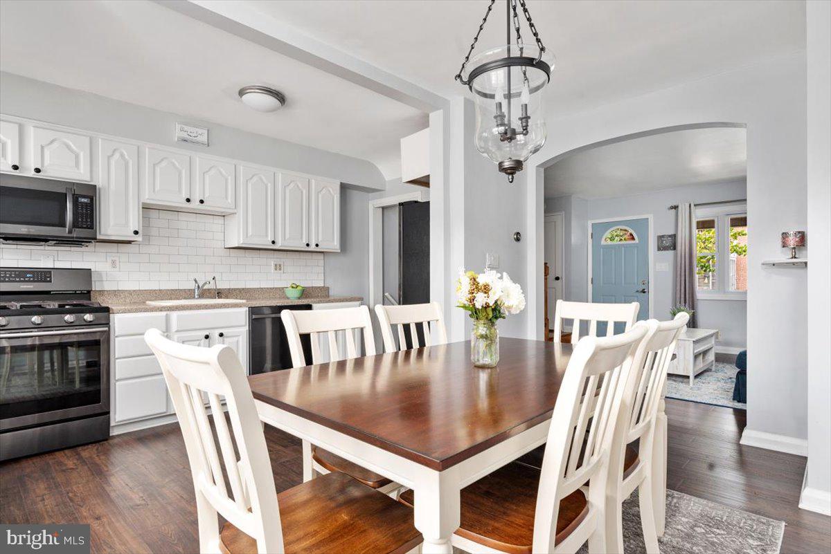 1909 Wareham Road Baltimore, MD 21222 - Photo 10 of 33