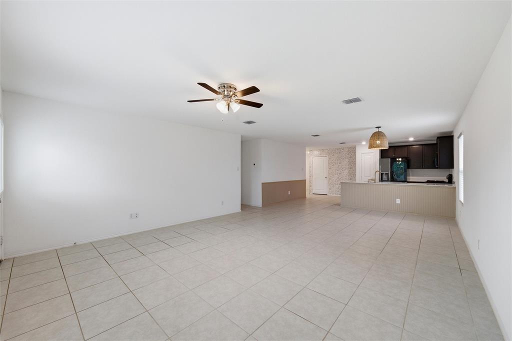 312 Ranchito Pass Haslet, TX 76052 - Photo 12 of 31