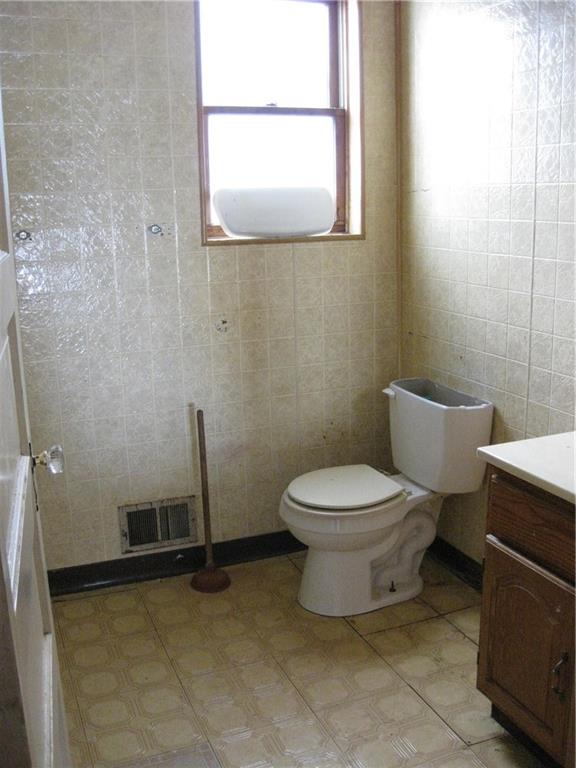 1511 Rutherford Avenue Pittsburgh, PA 15216 - Photo 11 of 17 Gallery Image 11