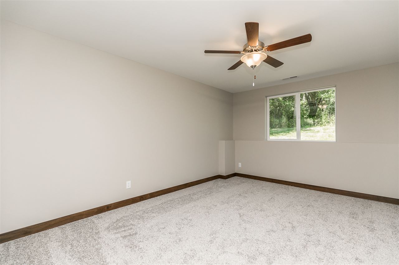 1503 3rd Street Southwest Mount Vernon, IA 52314 - Photo 25 of 32 Gallery Image 25
