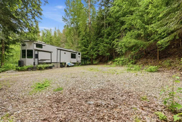 $199,999 | 8657 Spring Valley Road, Elk, WA 99009