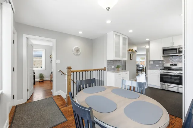 $3,200 | 4400 Opal Avenue, Norridge, IL 60706