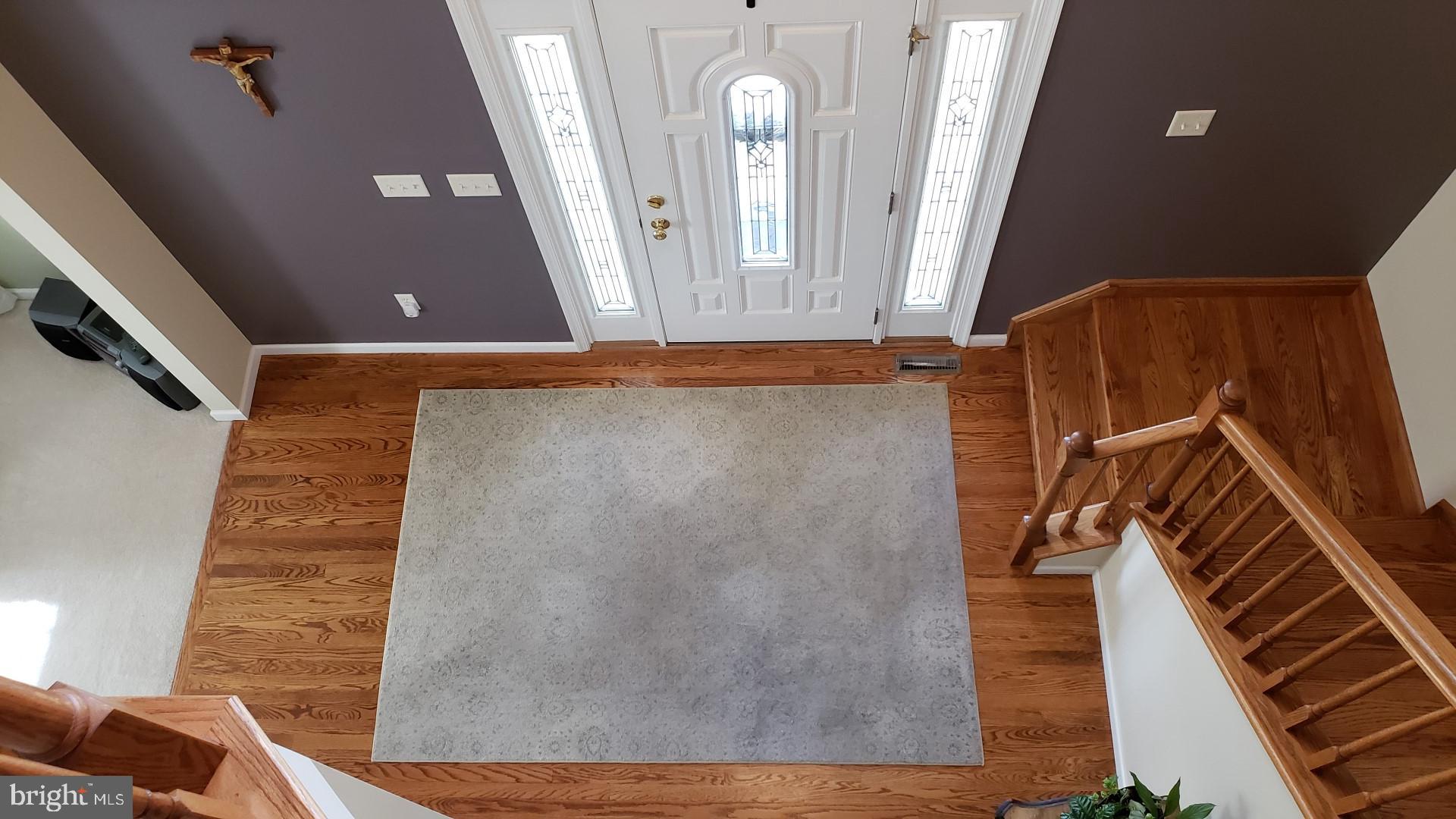 375 South Middlesex Road Carlisle, PA 17015 - Photo 25 of 49 View of foyer from loft area.