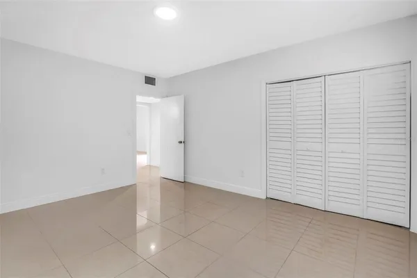 $4,000 | 2300 Southwest 24th Street, Miami, FL 33145