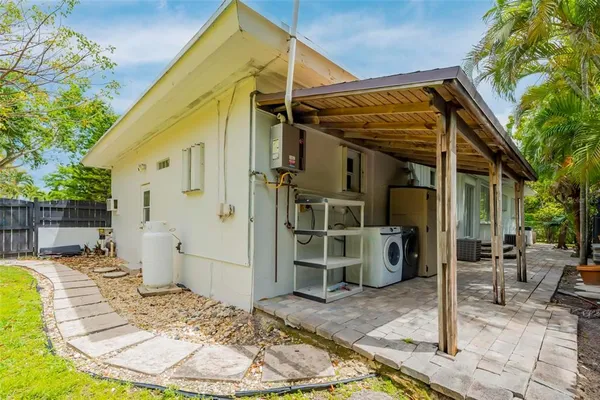 $4,000 | 2300 Southwest 24th Street, Miami, FL 33145