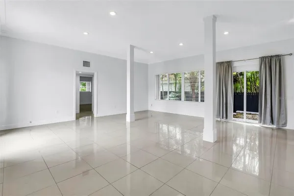 $4,000 | 2300 Southwest 24th Street, Miami, FL 33145