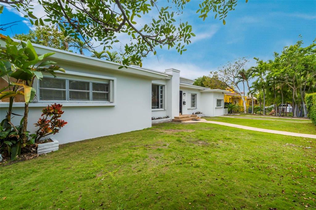 2300 Southwest 24th Street Miami, FL 33145 - Photo 32 of 44