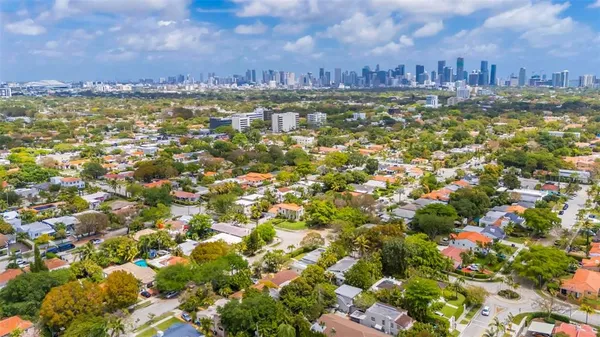 $4,000 | 2300 Southwest 24th Street, Miami, FL 33145