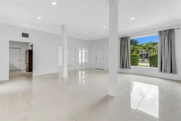 $4,000 | 2300 Southwest 24th Street, Miami, FL 33145