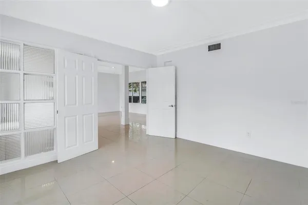 $4,000 | 2300 Southwest 24th Street, Miami, FL 33145