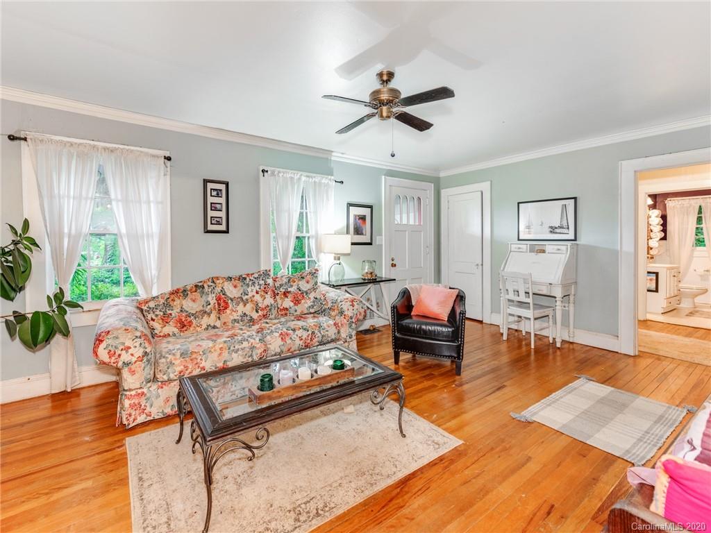 6234 Williams Road Charlotte, NC 28215 - Photo 5 of 26 Gallery Image 5