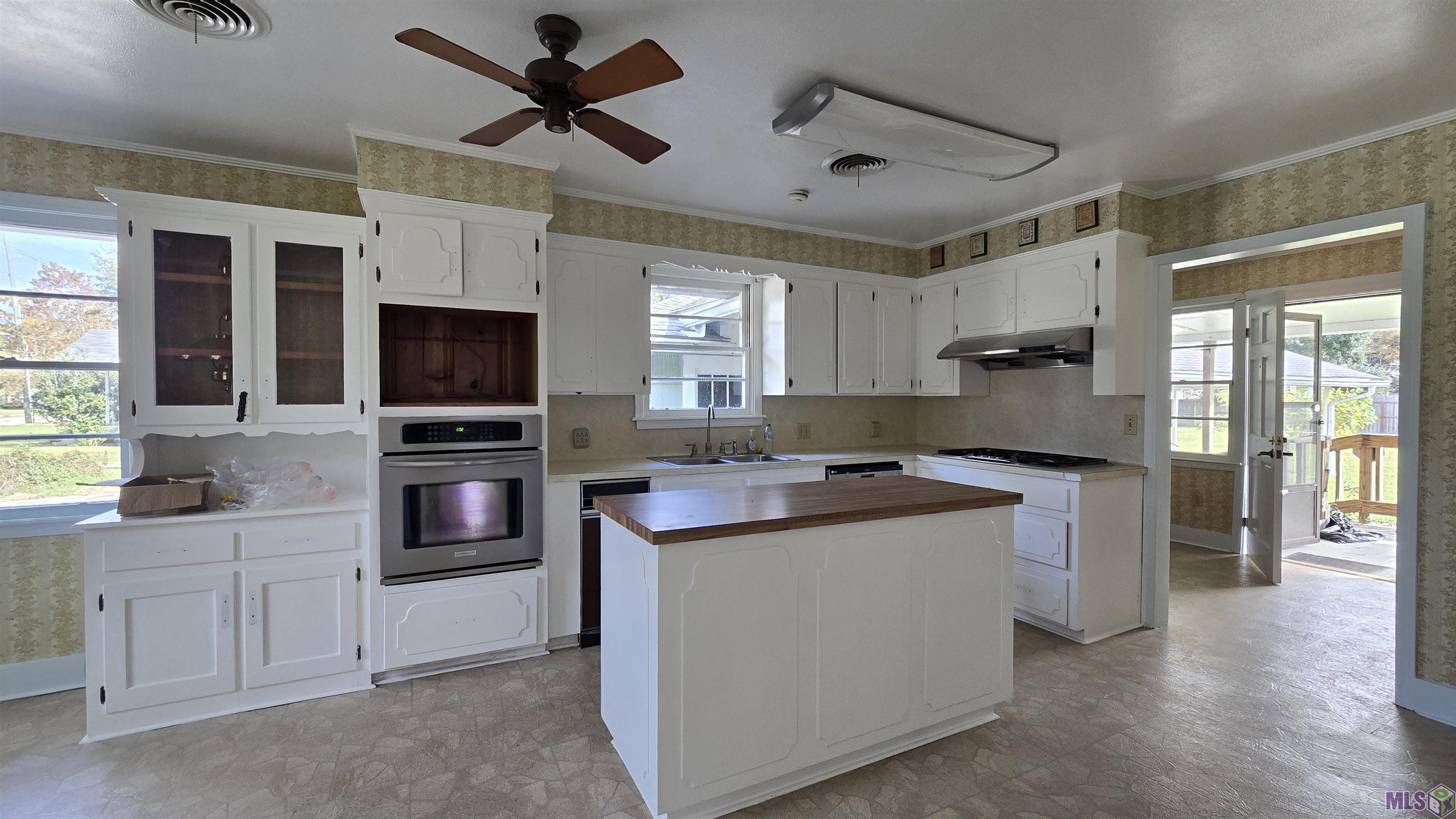 560 Staring Lane Baton Rouge, LA 70810 - Photo 8 of 30