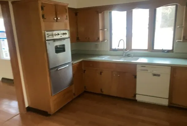 $109,900 | 1317 West Stephenson Street, Freeport, IL 61032