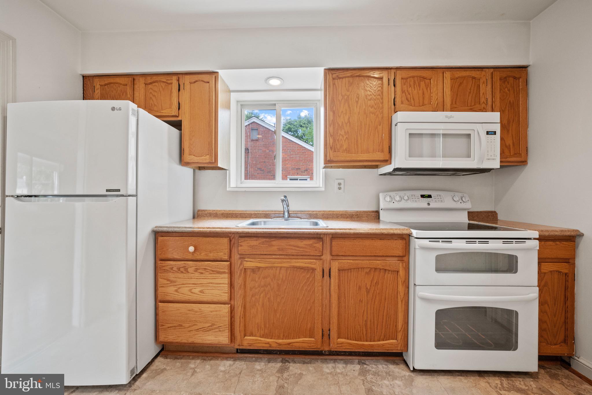 11616 Veirs Mill Road Silver Spring, MD 20902 - Photo 8 of 41