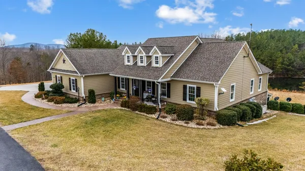$1,989,000 | 20438 Wyatts Way, Evington, VA 24550