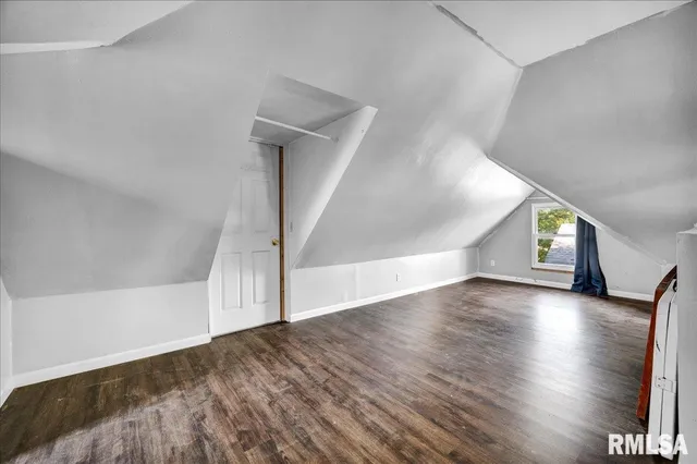 $135,000 | 1814 West Barker Avenue, Peoria, IL 61606