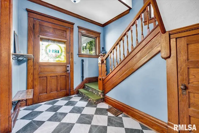 $135,000 | 1814 West Barker Avenue, Peoria, IL 61606