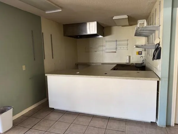 $950,000 | 103 South 3rd Street, Fredonia, KS 66736