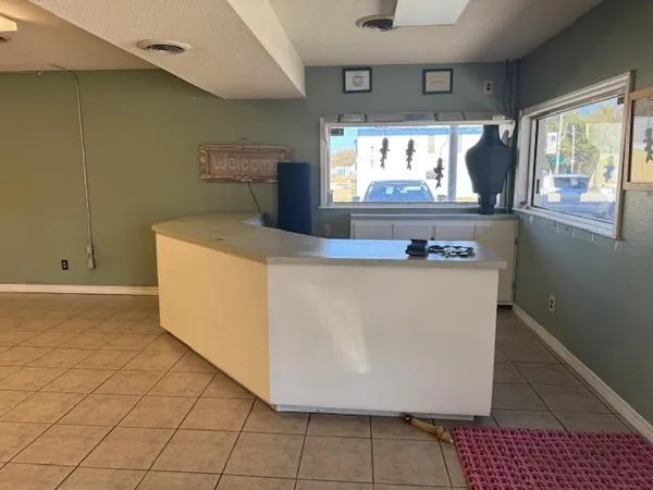 $950,000 | 103 South 3rd Street, Fredonia, KS 66736