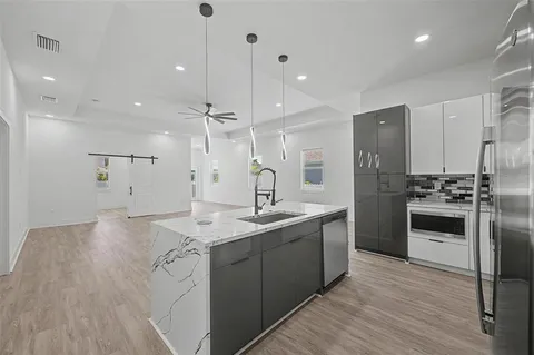 $640,000 | 2305 West Kentucky Avenue, Tampa, FL 33607