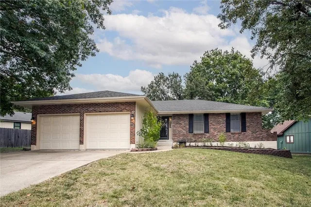 $275,000 | 5017 South Bryant Court, Independence, MO 64055