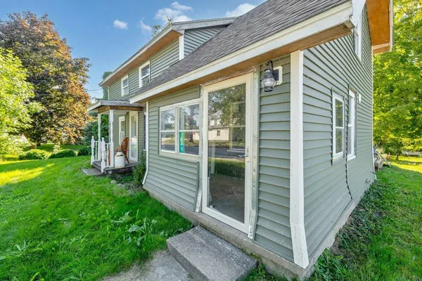 $164,900 | 129 North Main Street, Alburgh, VT 05440